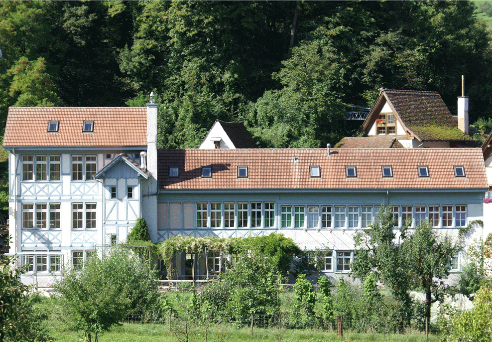 Aussenansicht des Riegelbaus Unterdorf 18 in Maisprach